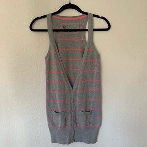 Nollie Vest